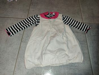 Ensemble robe sans manches en velours, et body 12 mois