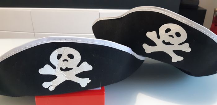 Chapeaux de pirate déguisement de pirate - photo numéro 2