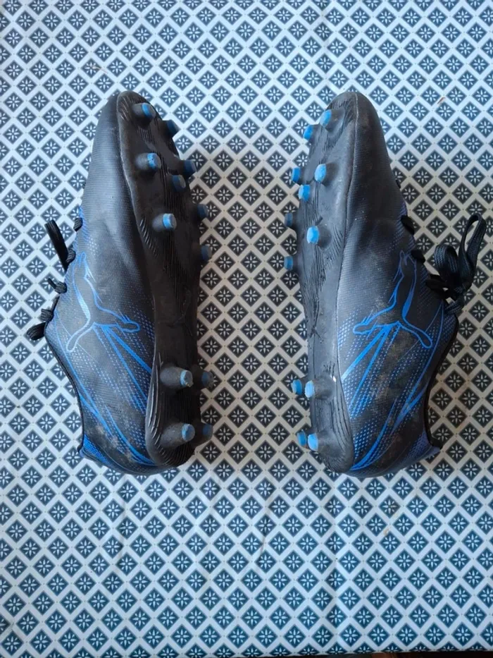 Chaussure foot Puma - photo numéro 2
