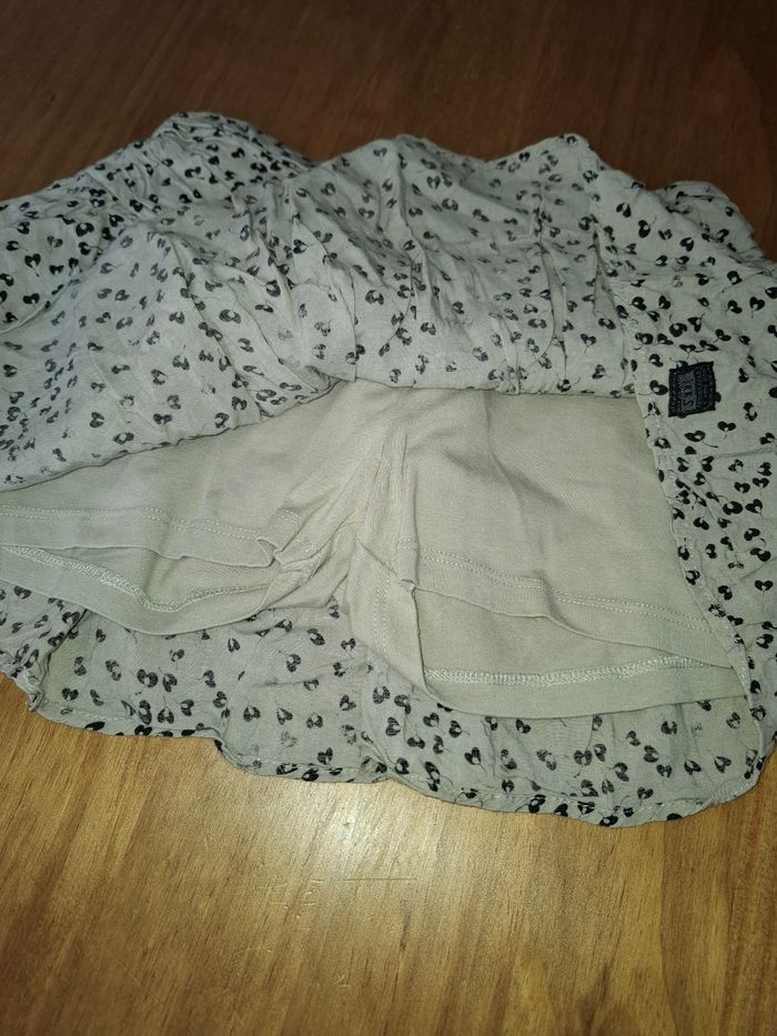 Jupe short IKKS 8 ans. - photo numéro 4