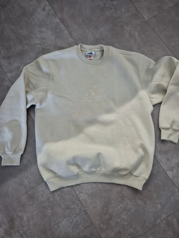Sweat beige adidas