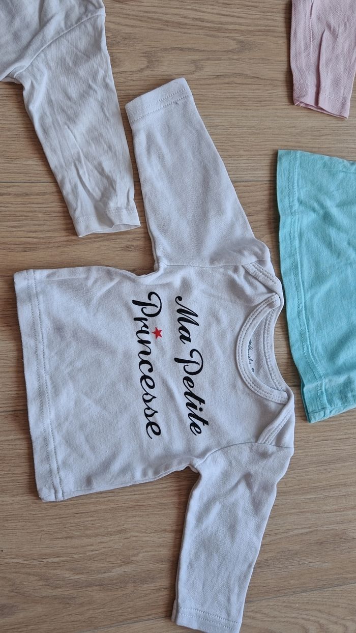 4 t-shirts manches longues 3mois - photo numéro 5