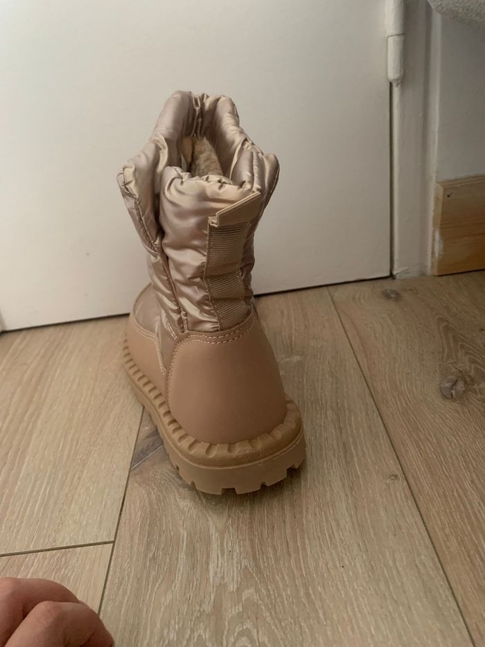 Boots neufs, Alain Manoukian, couleur or. Pointure 38. - photo numéro 4