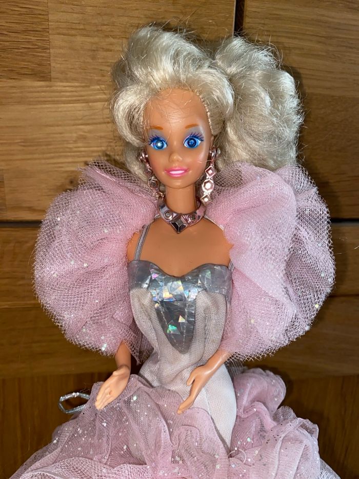 Barbie Mattel poupée diamant yeux sparkle eyes 1991 - photo numéro 1