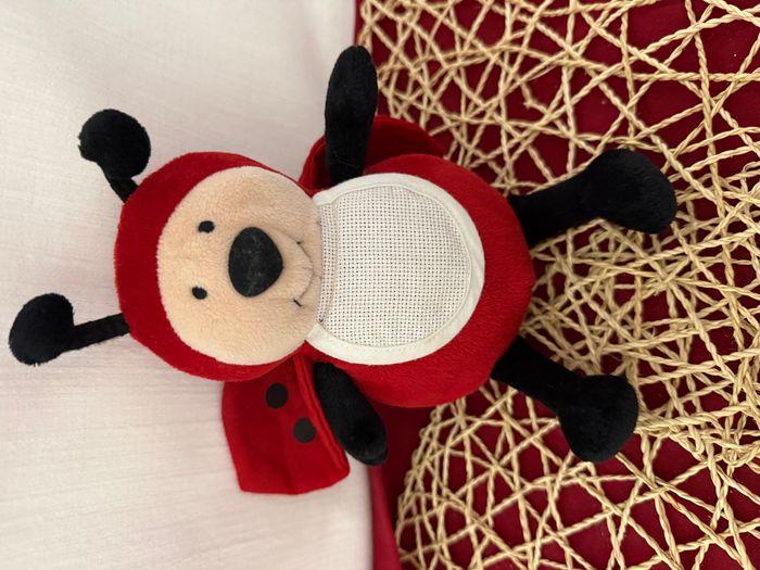 DMC - Peluche Doudou Petite Coccinelle
