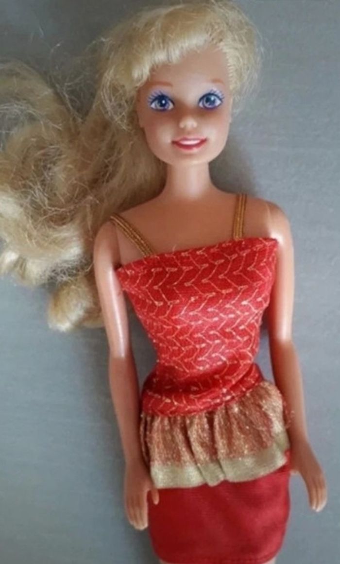 Barbie vintage années 80 - photo numéro 2
