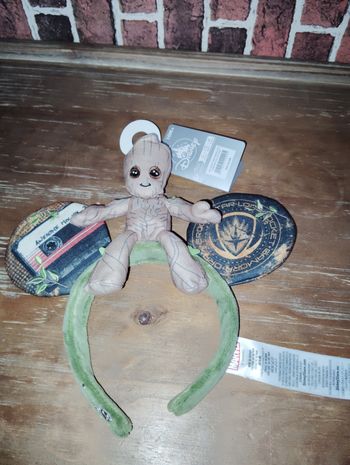 Serre tête Groot gardien de la galaxie Marvel