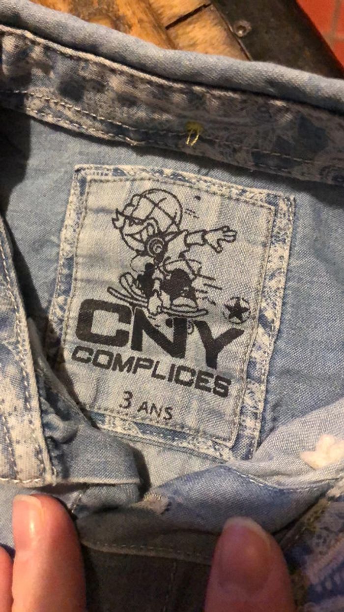 Très jolie chemise en jeans Complices 3 ans - photo numéro 7