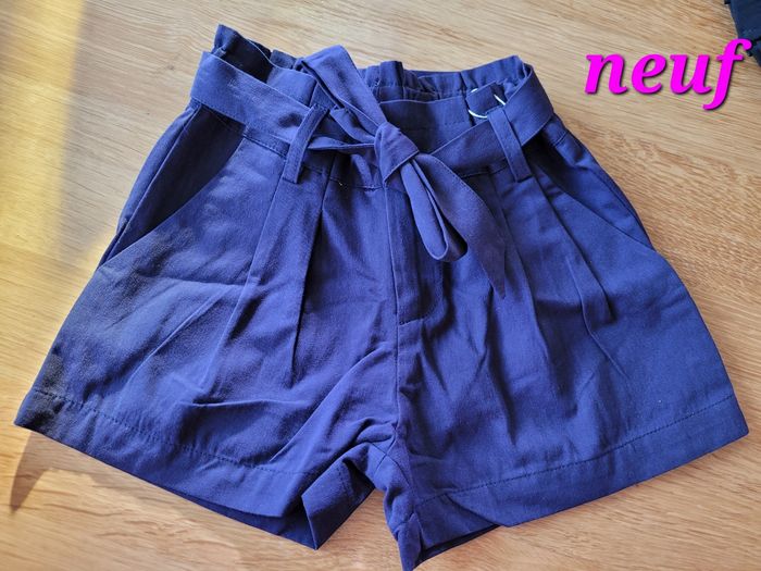Short 4 ans