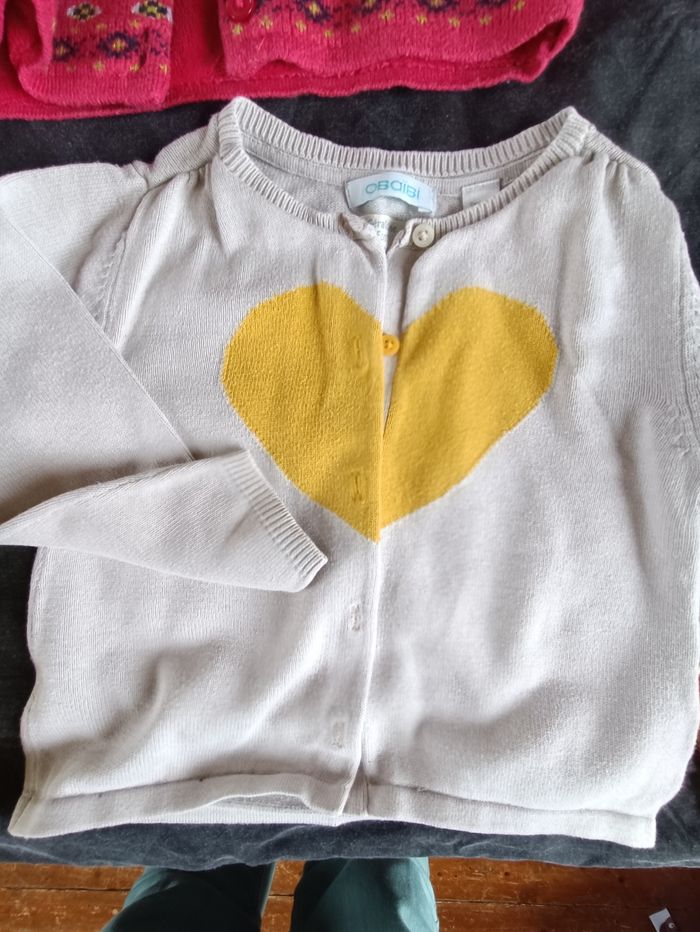 Lot gilets/pulls - photo numéro 2