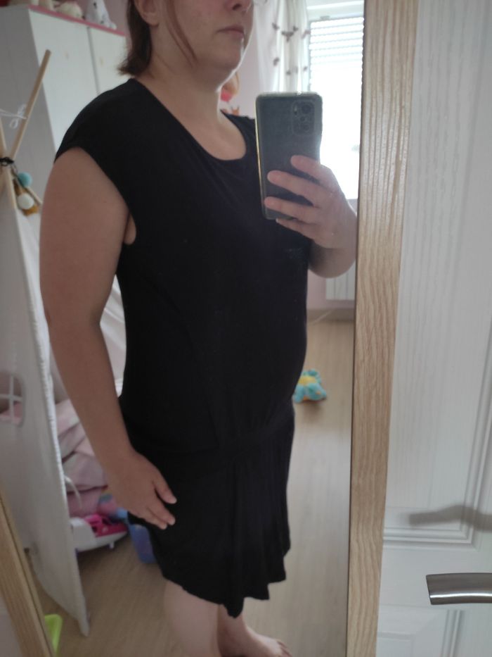 Robe noire de grossesse et d'allaitement taille 46