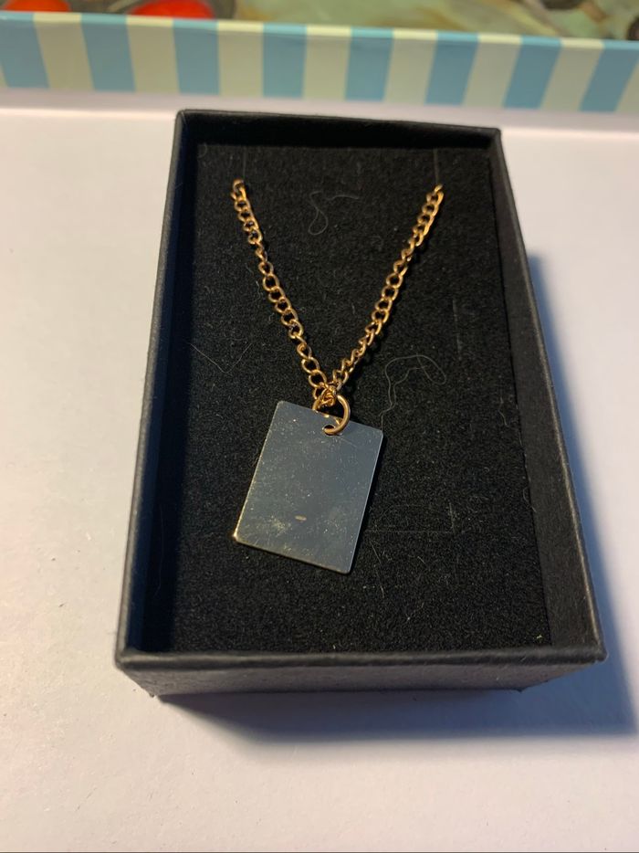 Médaille à graver + chaîne - photo numéro 2