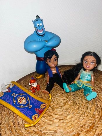 Lot poupee disney