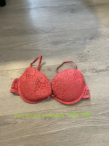 Soutien gorge corail à dentelle rembourré à armature no secret primark taille 95C
