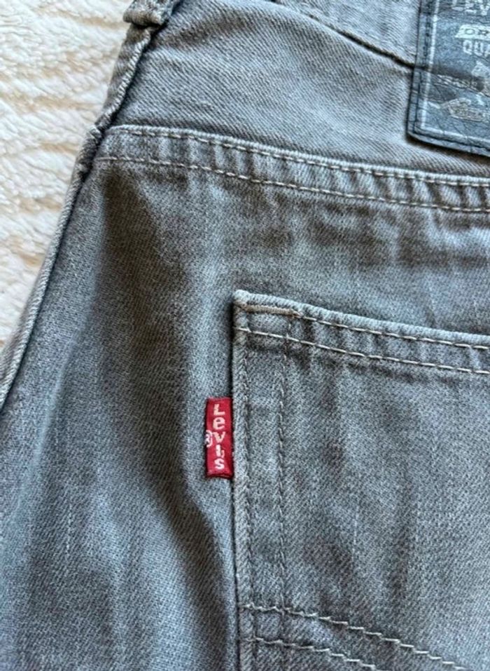 Jean Levi’s homme gris 511 gris coupe regular straight droit taille M/L W28/29 - photo numéro 3