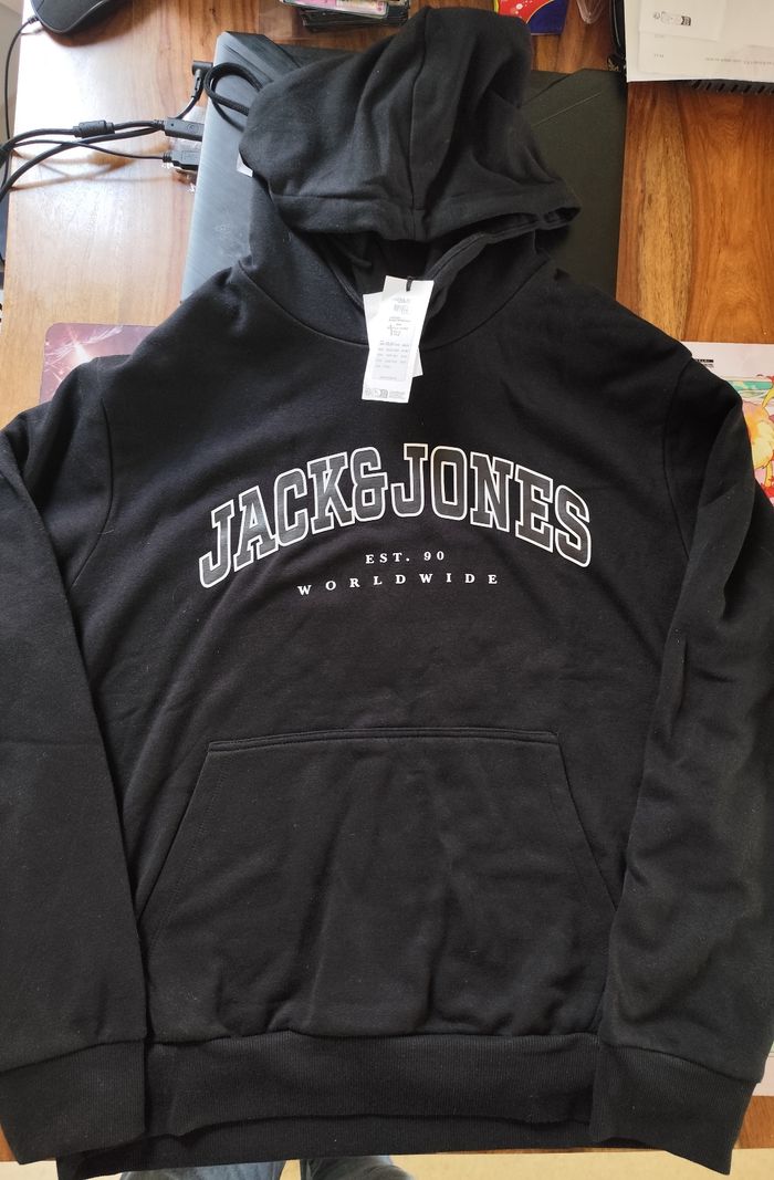 Sweat Jack and Jones neuf avec étiquette taille L