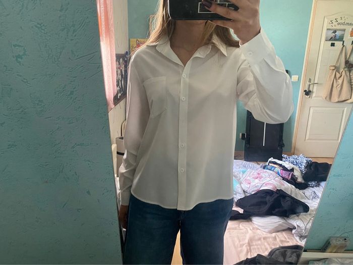 chemise blanche. SHEIN taille M - photo numéro 3