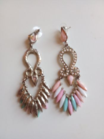 Boucle d'oreille fantaisie femme, pendante, bleu, rose, blanc,  doré, idée cadeau de Noël, bohème