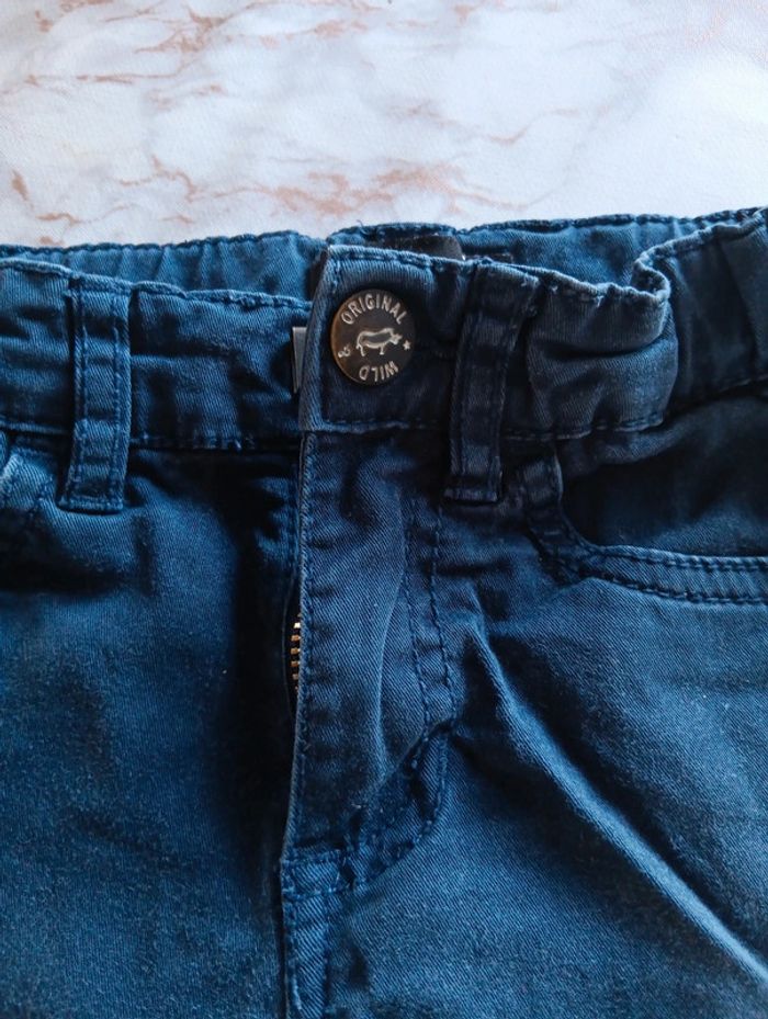 Jeans 2-3 ans - photo numéro 2