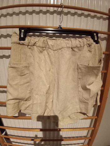 Short femme H&M taille M