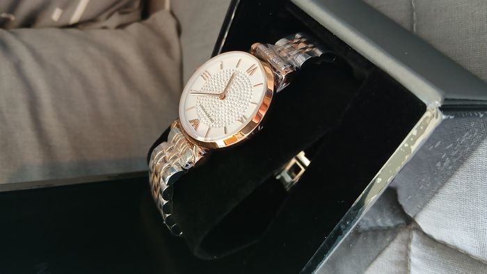 Montre Femme ARMANI neuve - photo numéro 6