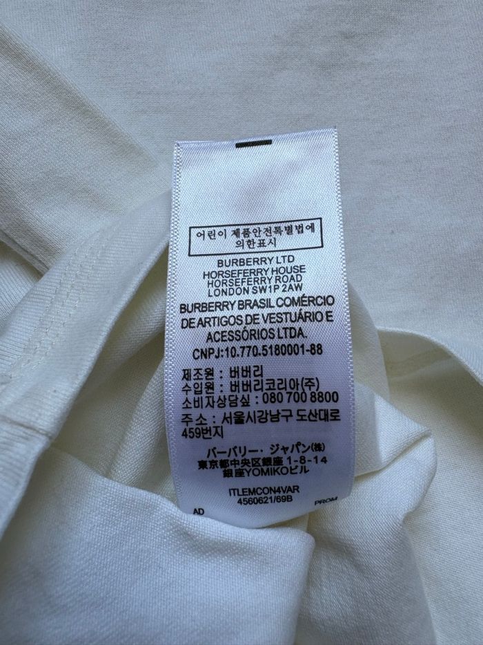 T-shirt Burberry Taille S - Très bonne état - photo numéro 2
