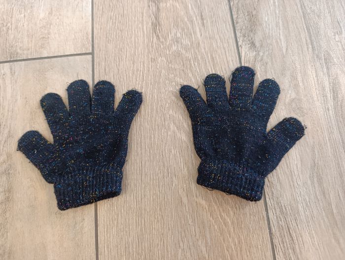 Paire de gants fille 4-5 ans - photo numéro 2