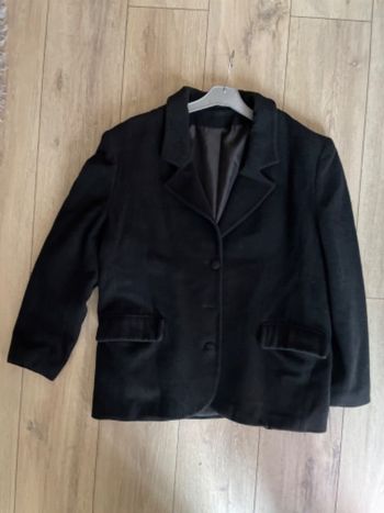 Veste en laine et cachemire ( chaude). T42/44