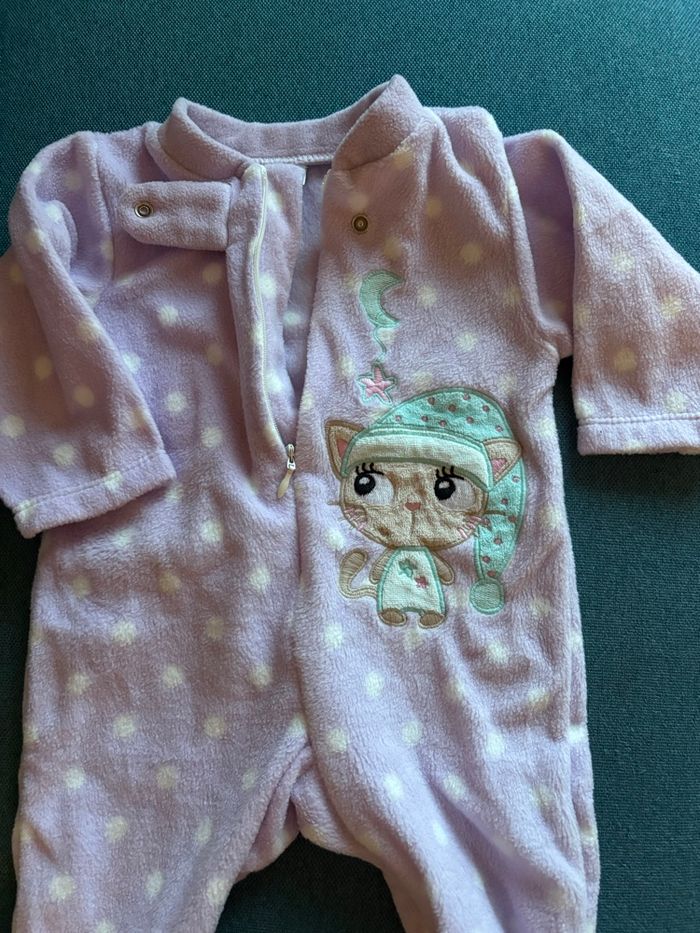 Sur pyjama ou pyjama chaud en polaire - photo numéro 4