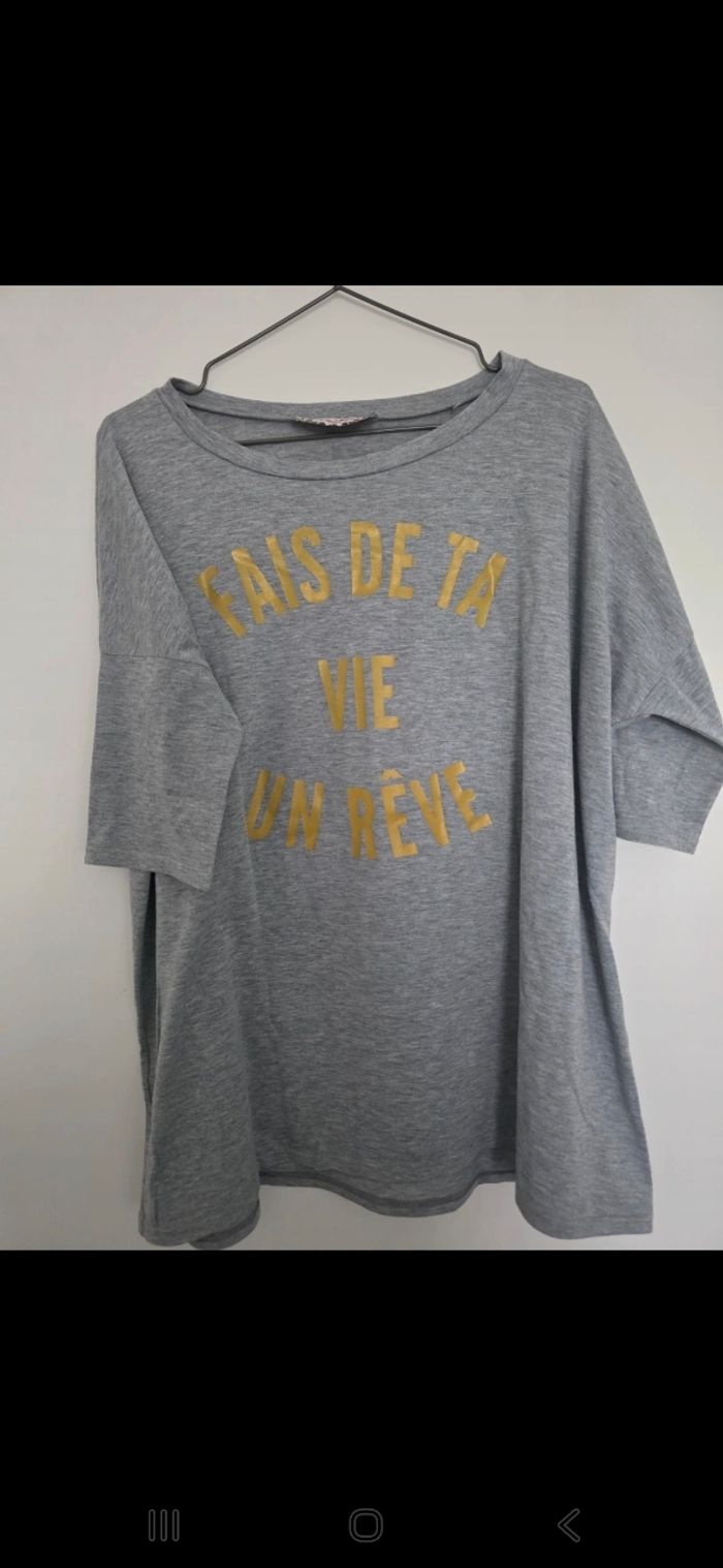 T-shirt