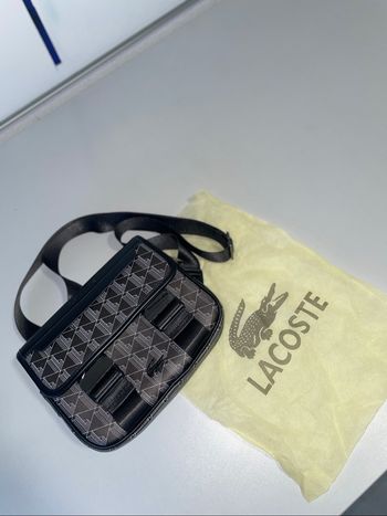 Sacoche Lacoste