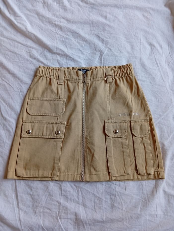 Jupe trapèze Bershka taille 38