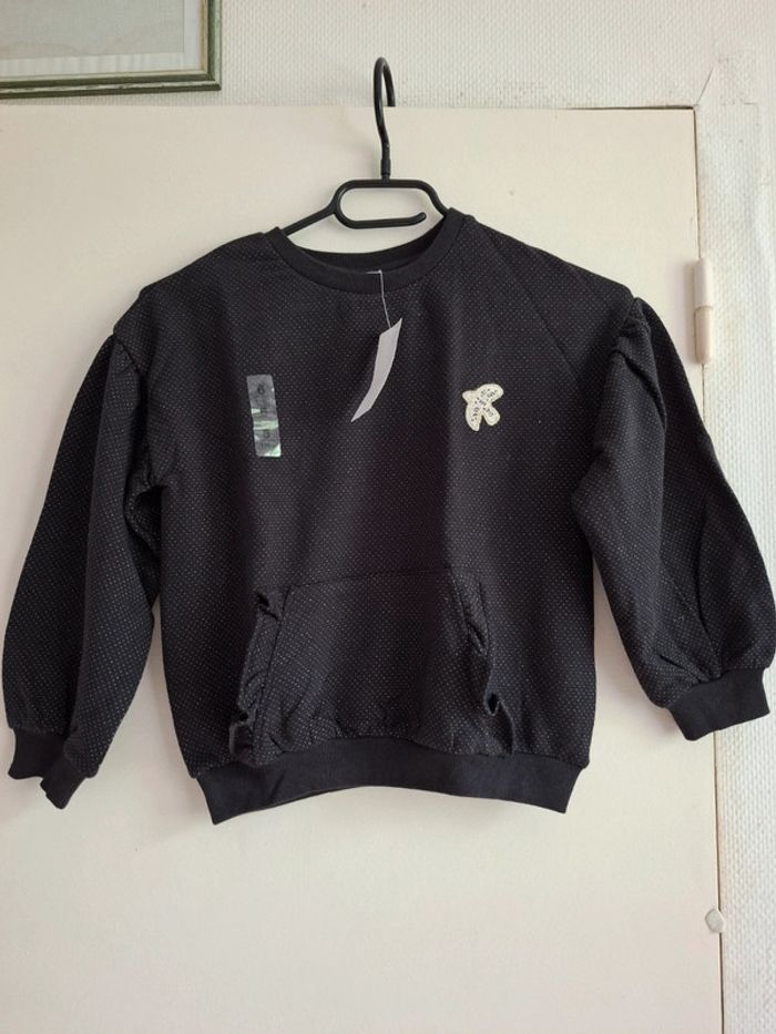 Magnifique sweat molleton 6 ans 🌺 tape à l'œil 🌺 neuf avec étiquette