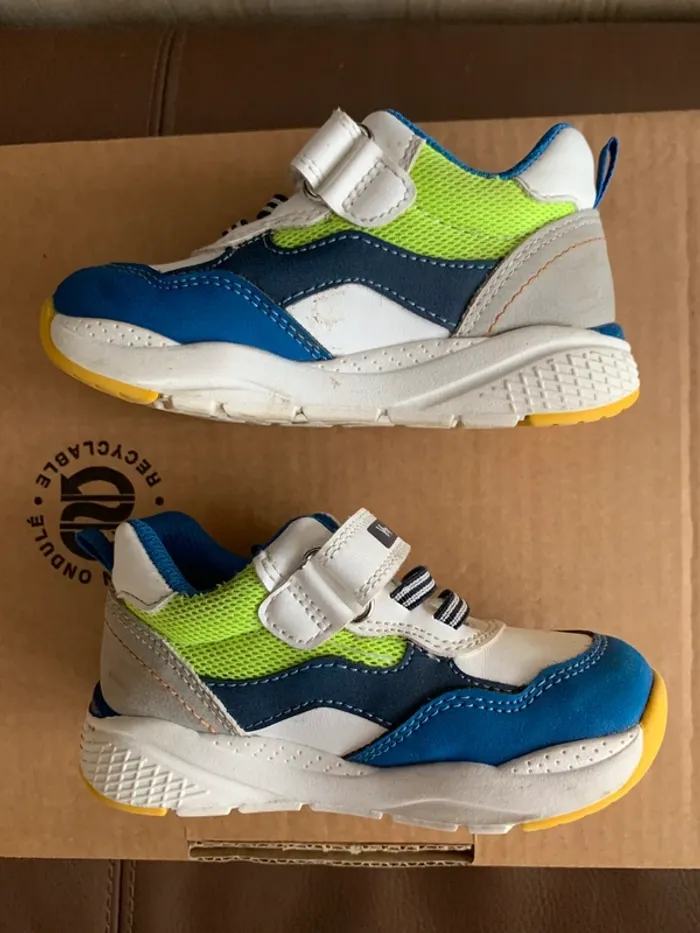 Baskets t24 vty et semelles neuves - photo numéro 8