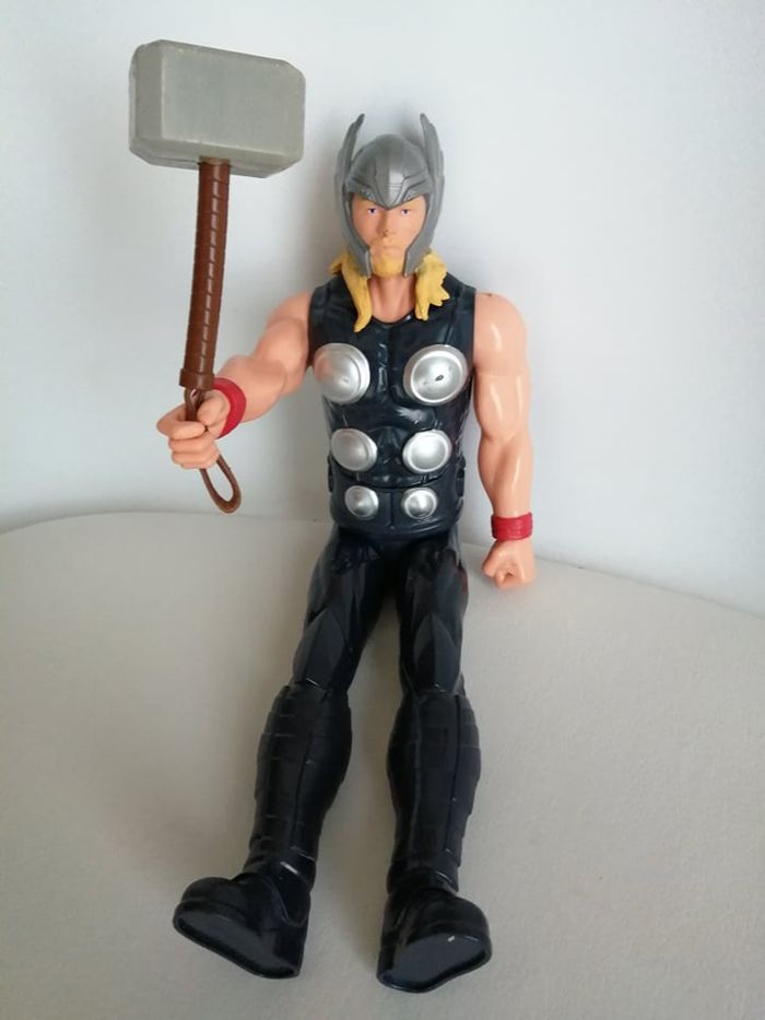 Figurine Marvel Thor 30 cm - photo numéro 3