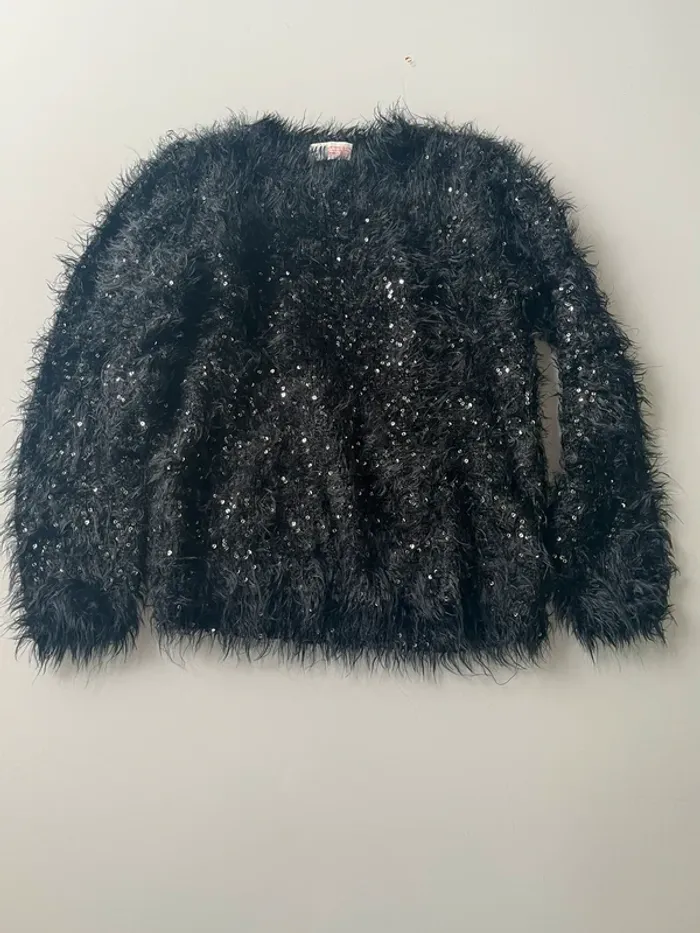 Pull sequins