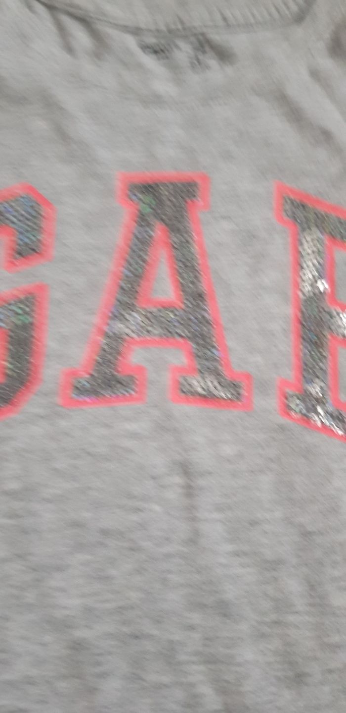 Tee shirt gap 6/7 ans - photo numéro 2