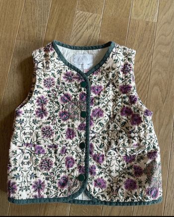Gilet fleuri sans manche Zara 4 ans
