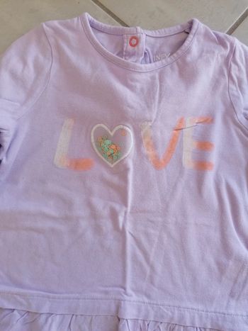 Tee-shirt manches longues très bon état taille 3 ans