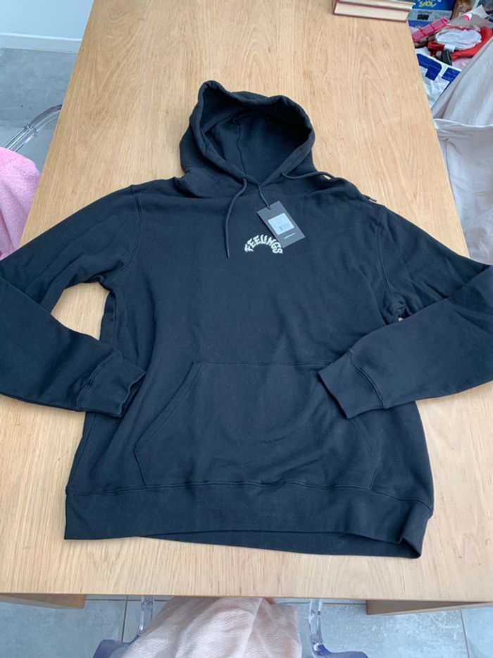 Pull 100 coton noir capuche poche ventral taille xl idéal cadeau