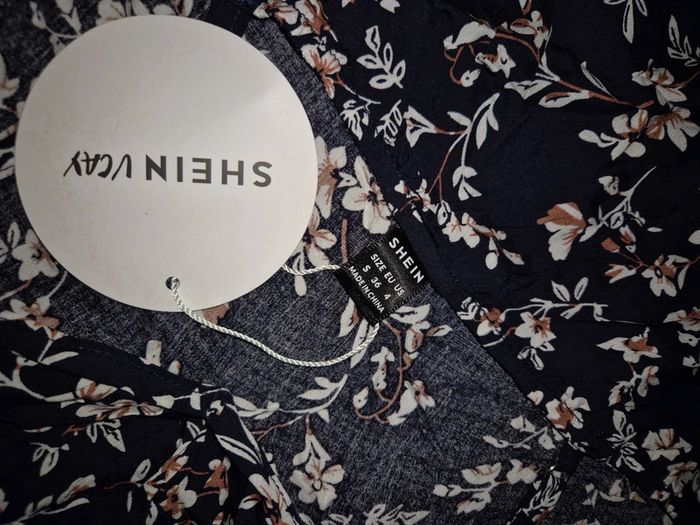 Débardeur fleurs - photo numéro 4
