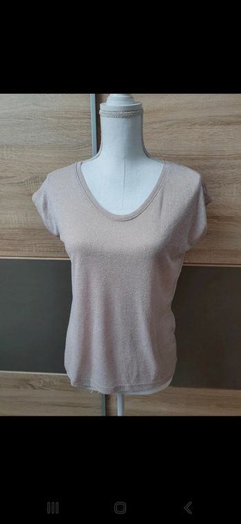 Tee-shirt pailleté.