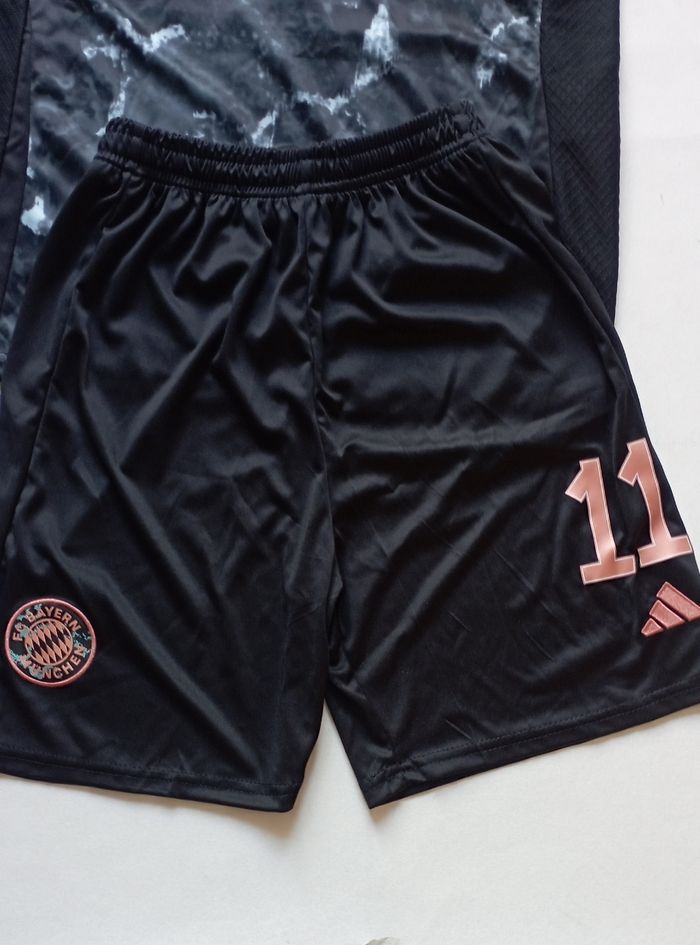 Maillot Bayern Munich coman taille 26 - photo numéro 6