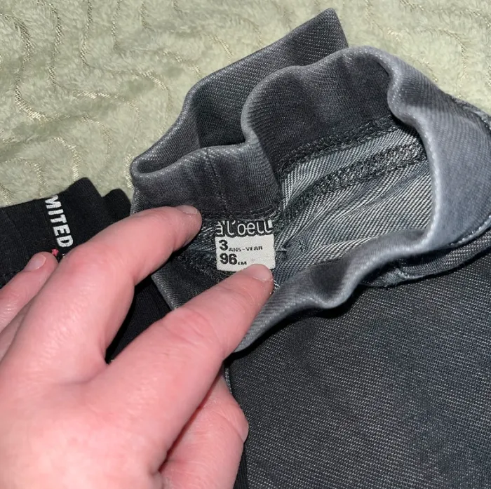 Lot de pantalons : jegging / jeans / legging 3 ans - photo numéro 4