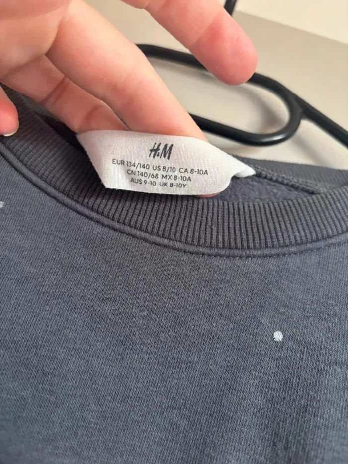 Sweat H&M taille 9-10 ans 134-140cm - photo numéro 3
