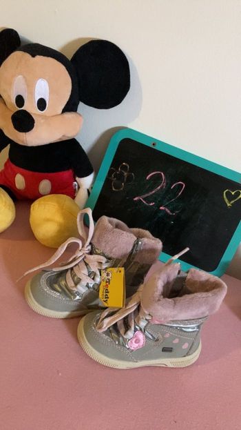 Bottes chaudes neuves