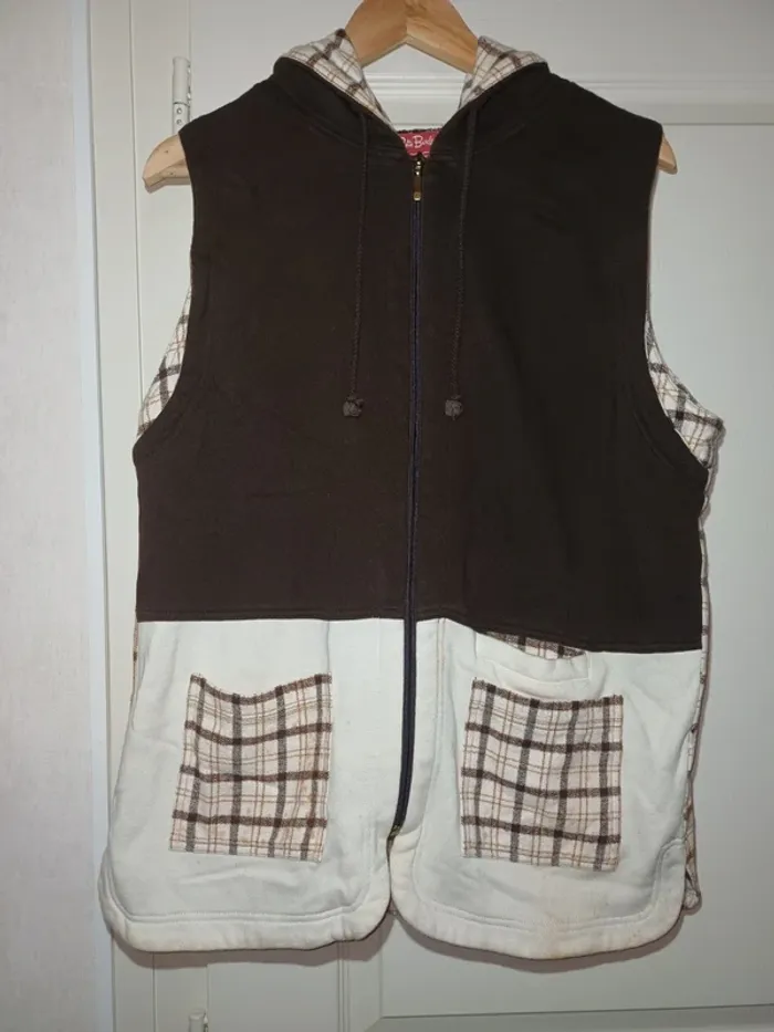 Veste sans manche &capouche Beti Barckley