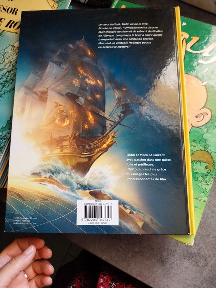 Livre les aventures de tintin l'album du film - photo numéro 2