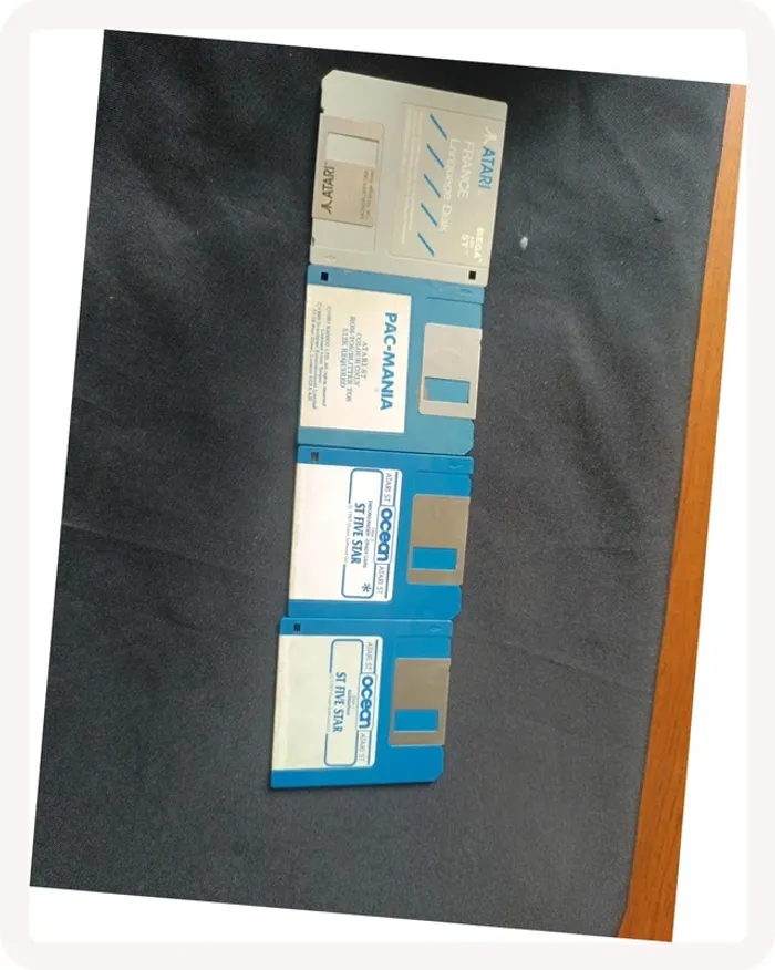 Ancienne disquette jeu atari
