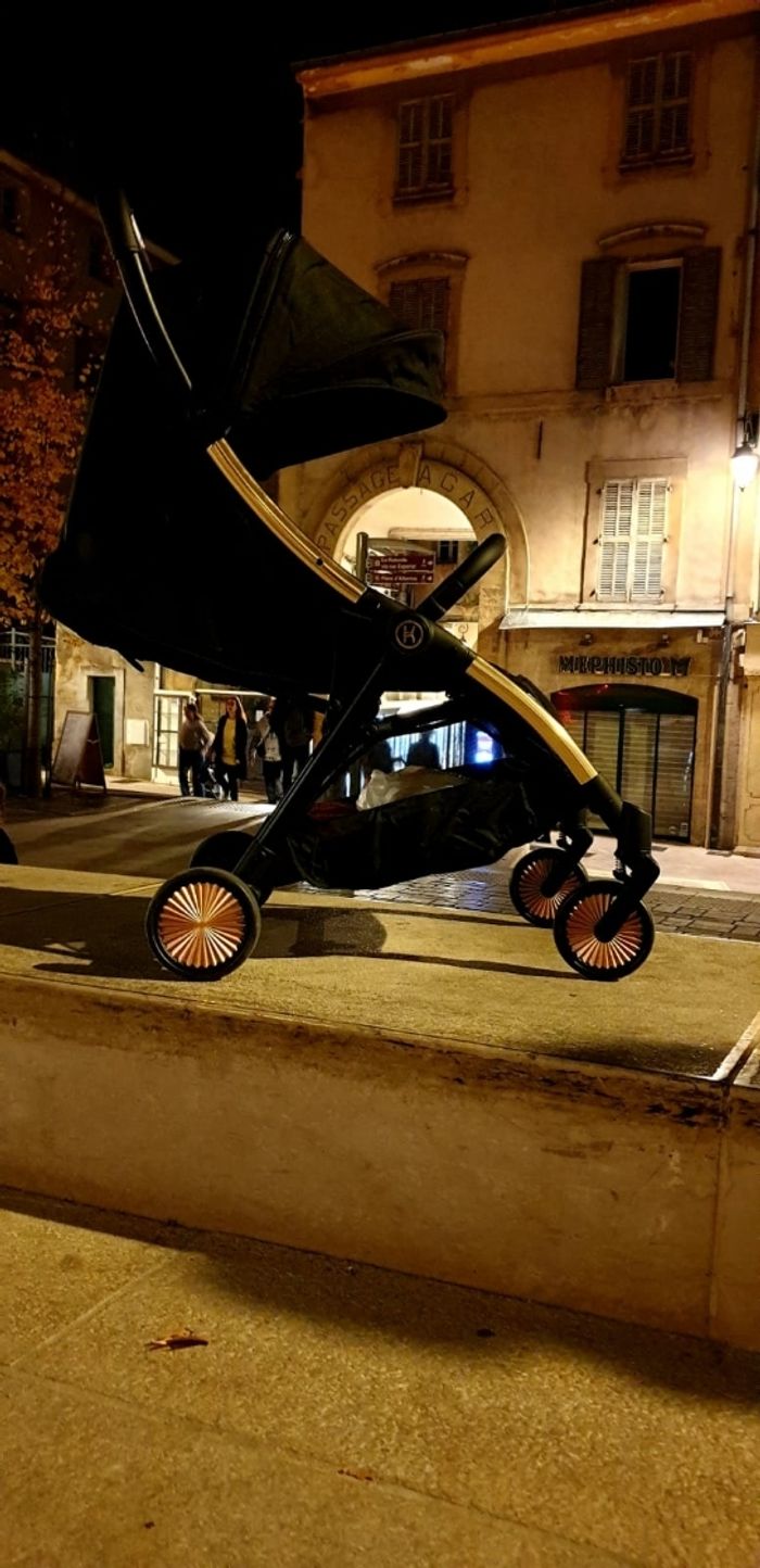 Poussette Gold de MonBoBébé NEUVE - Vous ne payez qu'à la livraison 🤝🏻 Livraison GRATUITE 🚚📦 - photo numéro 3